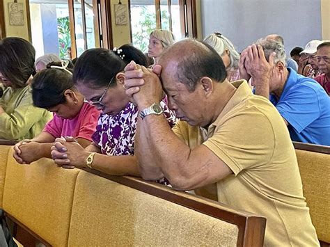 Hawaii churches offer prayers for the dead and the missing after devastating Maui wildfires